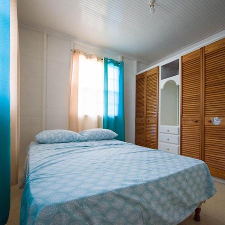 סנט ג'יימס T.Cole'S Holiday Rental מראה חיצוני תמונה