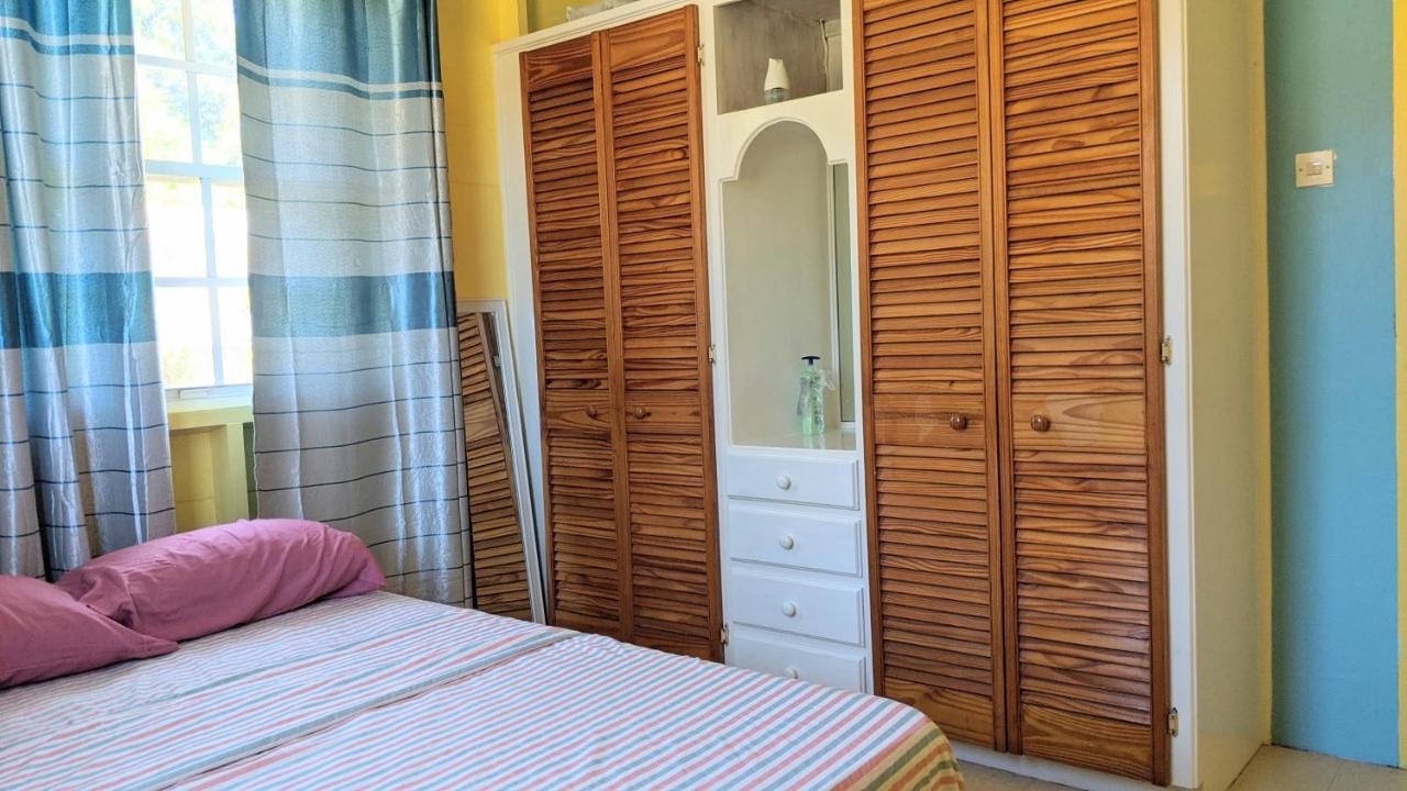 סנט ג'יימס T.Cole'S Holiday Rental מראה חיצוני תמונה