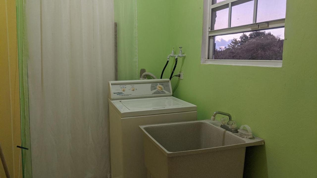 סנט ג'יימס T.Cole'S Holiday Rental מראה חיצוני תמונה